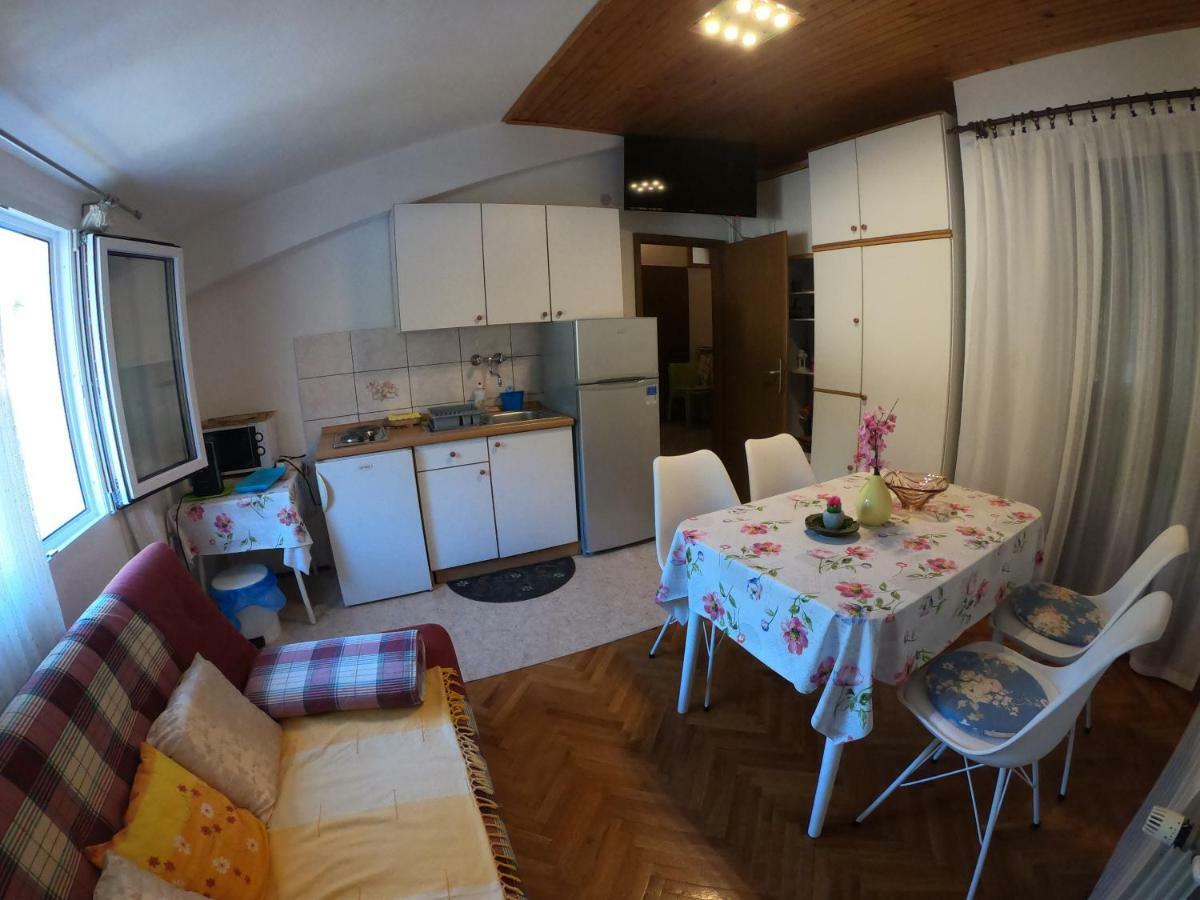 Apartments Malina Tučepi Extérieur photo
